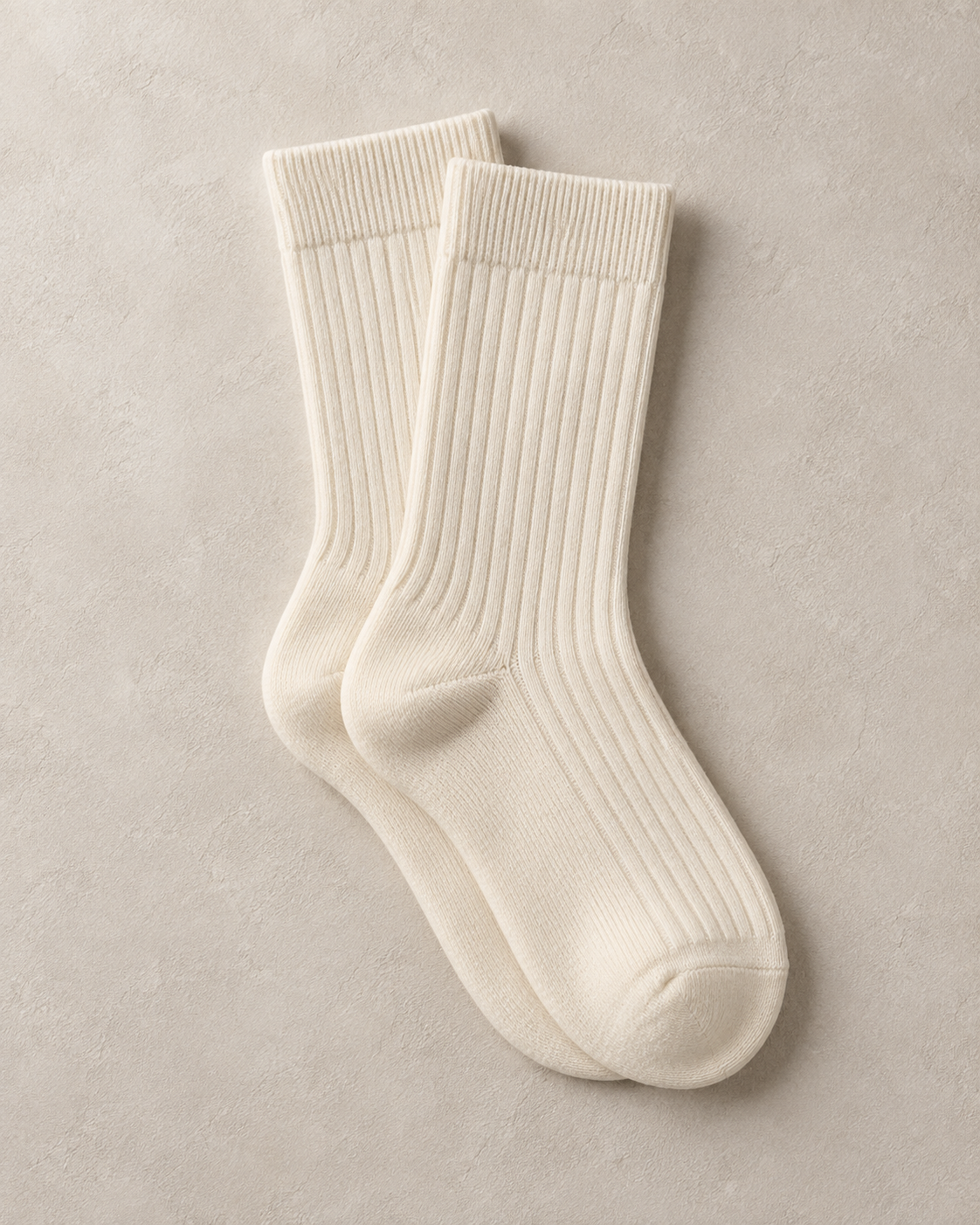 Ivory Ribbed Socks
